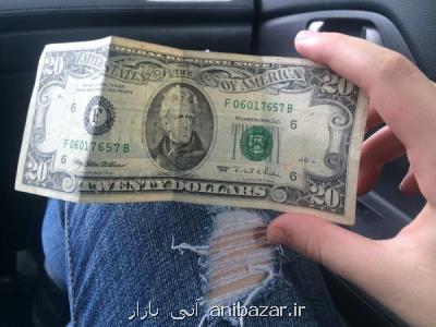 دلار باز هم پایین آمد