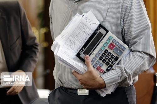 بررسی عملكرد مالی سال 99 كشور در كمیسیون برنامه و بودجه مجلس