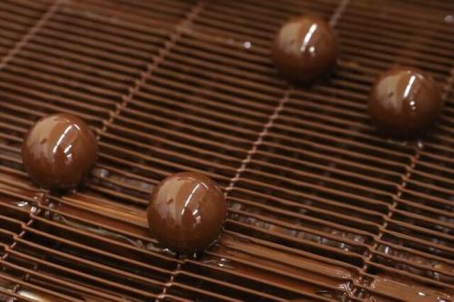 افزایش قیمت، کام دوستداران شکلات را هم تلخ کرد!