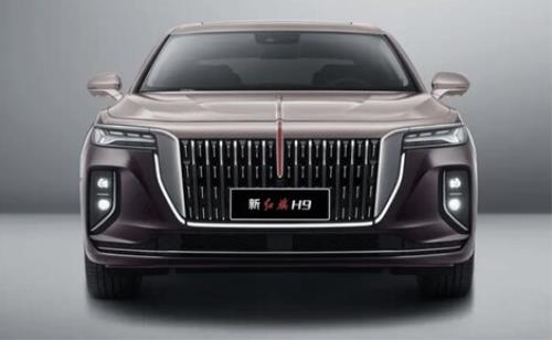 خودروی لوکس چینی راهی بازار شد، عکس