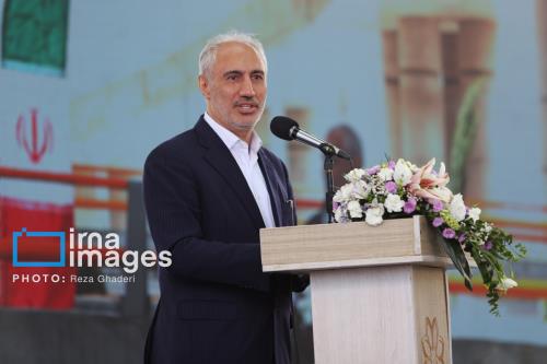 همه منابع ارزی در داخل و خارج کشور باید در اختیار بانک مرکزی قرار گیرد