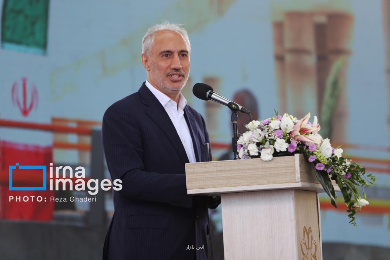 همه منابع ارزی در داخل و خارج کشور باید در اختیار بانک مرکزی قرار گیرد