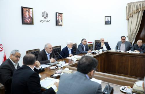 هیچ پروژه ای بدون بررسی دقیق اقتصادی و نیاز کشور تصویب نمی شود