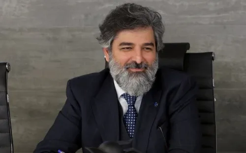 چرا ارز صادراتی بازنمی گردد؟ انتقاد اتاق بازرگانی از سیاستهای کلان